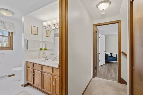 Entry Way - 250 Devon Rd, Delaware, OH 43015 photo 5 of 5
