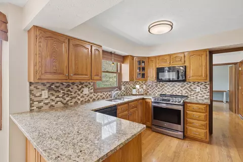 Kitchen - 250 Devon Rd, Delaware, OH 43015 photo 1 of 3