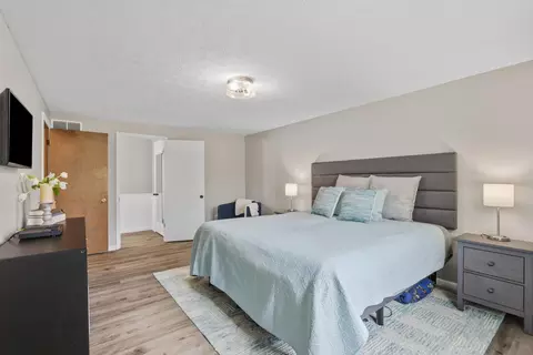 Bedroom - 250 Devon Rd, Delaware, OH 43015 photo 2 of 13