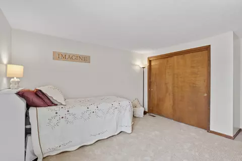 Bedroom - 250 Devon Rd, Delaware, OH 43015 photo 7 of 13