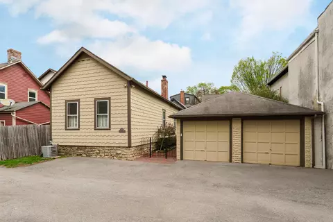 545 Cedar Aly, Columbus, OH 43206