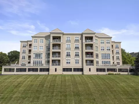 5745 Newbank Cir #202, Dublin, OH 43017