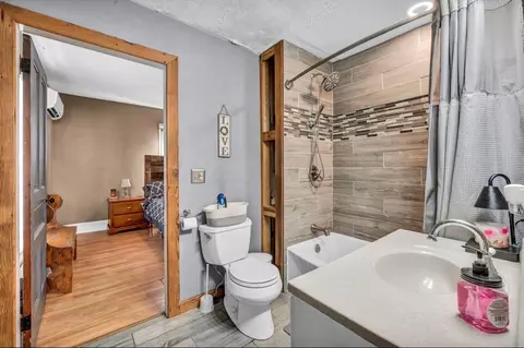 Bath - 600 Park St, Prospect, OH 43342 photo 1 of 3