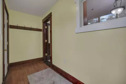 Entry Way - 184 E Maynard Ave, Columbus, OH 43202 photo 5 of 6
