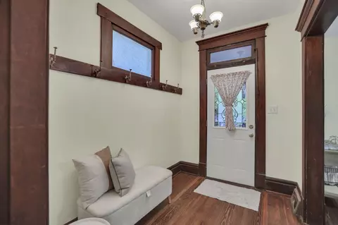 Entry Way - 184 E Maynard Ave, Columbus, OH 43202 photo 1 of 6
