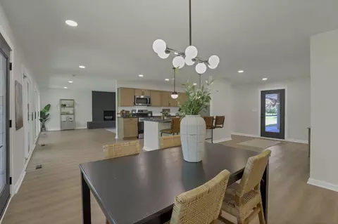 Dining - 1297 Bristol Ct, Circleville, OH 43113 photo 2 of 2