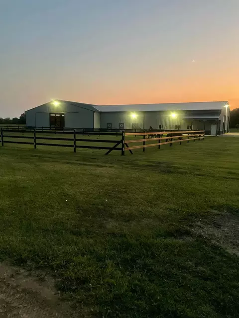 7361 Zane Trail Rd, Circleville, OH 43113