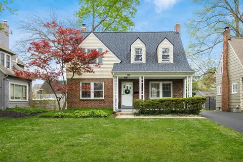 50 N Cassingham Rd, Columbus, OH 43209