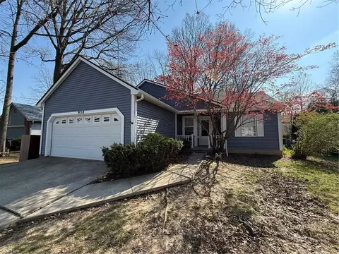 958 Timothy Dr, Columbus, OH 43230