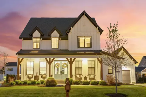 2515 Bryn Mawr Dr, Lewis Center, OH 43035