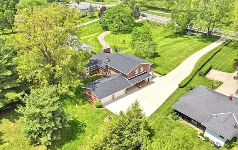 2171 Holton Rd, Grove City, OH 43123