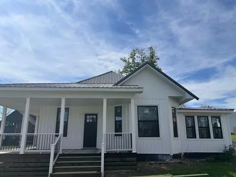 343 W South St, Jackson, OH 45640