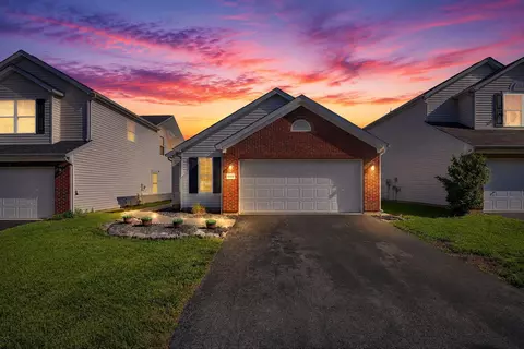 6880 Riding Trail Dr, Canal Winchester, OH 43110