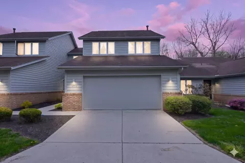 4953 Blendon Pond Dr, Westerville, OH 43081