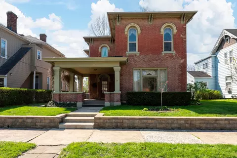 249 W Locust St, Newark, OH 43055