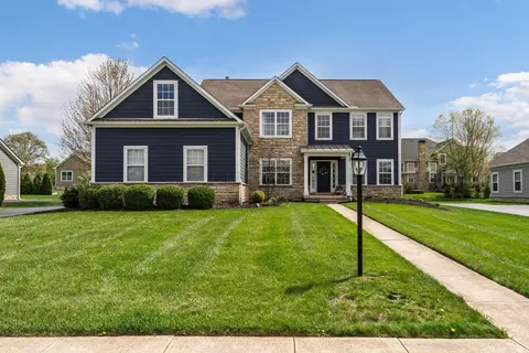 7242 New Albany Links Dr, New Albany, OH 43054