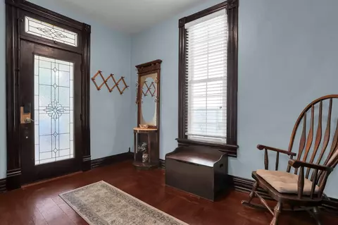 Entry Way - 226 Watt St, Circleville, OH 43113 photo 2 of 3