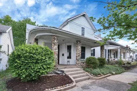 Exterior - 226 Watt St, Circleville, OH 43113 photo 2 of 10