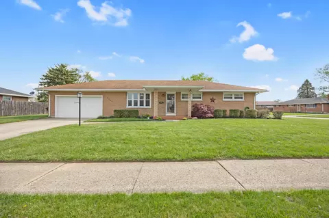 4385 Helena Ct, Springfield, OH 45503