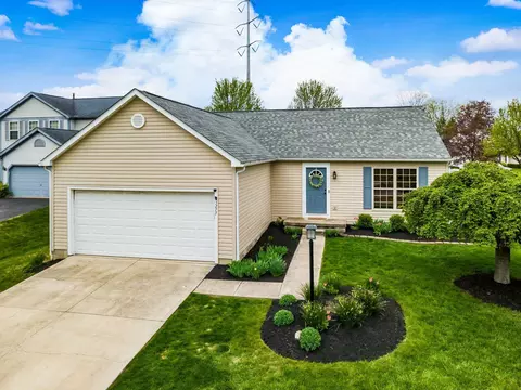 3277 Garrison Ct, Hilliard, OH 43026