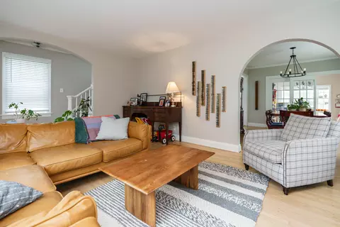 Living - 357 Fallis Rd, Columbus, OH 43214 photo 4 of 4