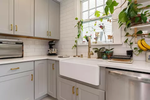 Kitchen - 357 Fallis Rd, Columbus, OH 43214 photo 1 of 4