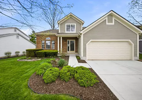 1317 Greencroft Rd, Gahanna, OH 43230