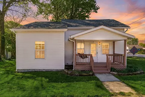 839 Pike St SW, Etna, OH 43018