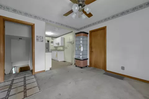 Living - 1175 E 23rd Ave, Columbus, OH 43211 photo 2 of 3