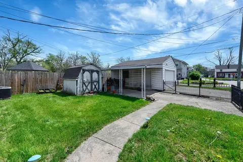 Exterior - 1175 E 23rd Ave, Columbus, OH 43211 photo 3 of 4