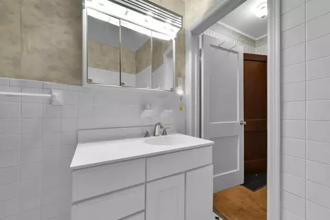 Bath - 1175 E 23rd Ave, Columbus, OH 43211 photo 2 of 2