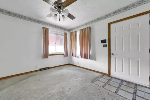 Living - 1175 E 23rd Ave, Columbus, OH 43211 photo 3 of 3