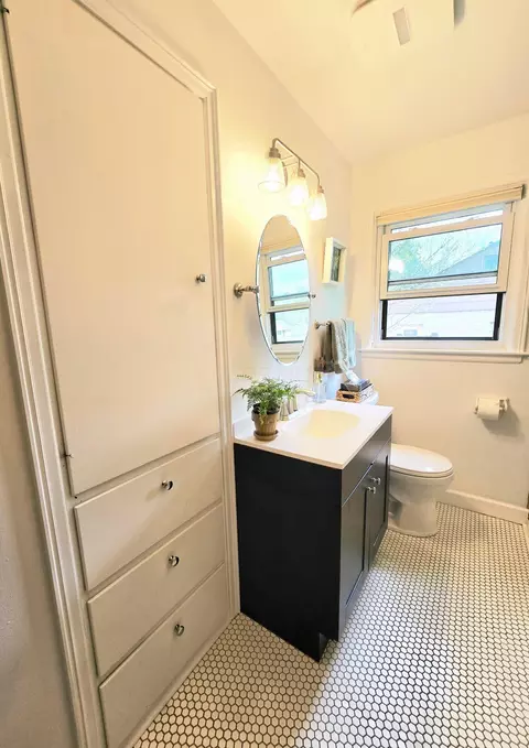 Bath - 3003 Courtright Rd, Columbus, OH 43232 photo 1 of 4