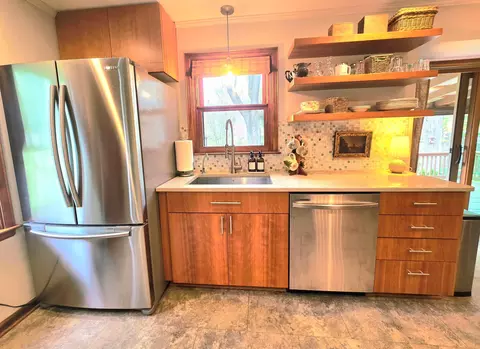 Kitchen - 3003 Courtright Rd, Columbus, OH 43232 photo 3 of 5
