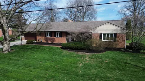 3860 Lyon Dr, Columbus, OH 43220