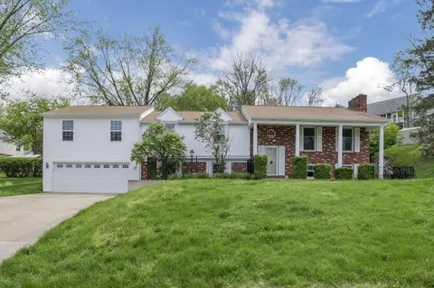 1687 Emerald Ct, Newark, OH 43055