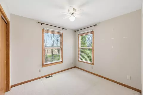Bedroom - 1339 Adare Rd, Marion, OH 43302 photo 6 of 11