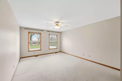 Bedroom - 1339 Adare Rd, Marion, OH 43302 photo 2 of 11
