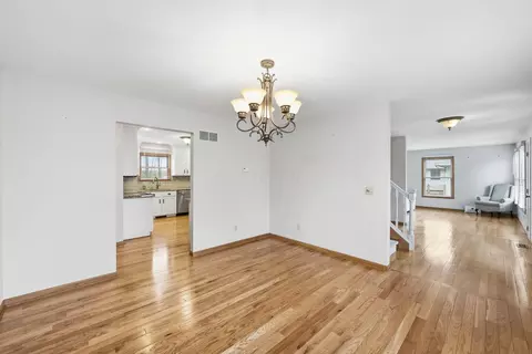 Dining - 1339 Adare Rd, Marion, OH 43302 photo 2 of 2