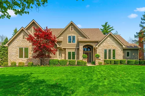 8638 Tartan Fields Dr, Dublin, OH 43017