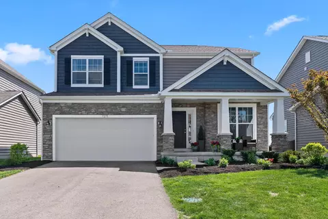7271 Ribault Dr NW, Pickerington, OH 43147
