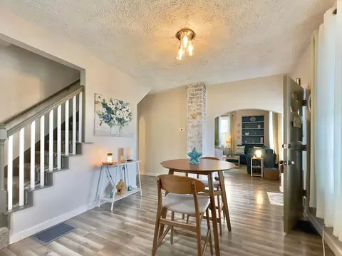 Entry Way - 597 Warner Ave, Logan, OH 43138 photo 4 of 6