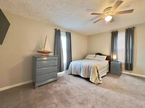 Bedroom - 597 Warner Ave, Logan, OH 43138 photo 1 of 3