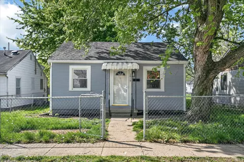 1015 Broadway St, Washington Court House, OH 43160