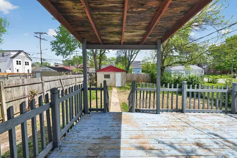 Exterior - 1130 Studer Ave, Columbus, OH 43206 photo 5 of 8