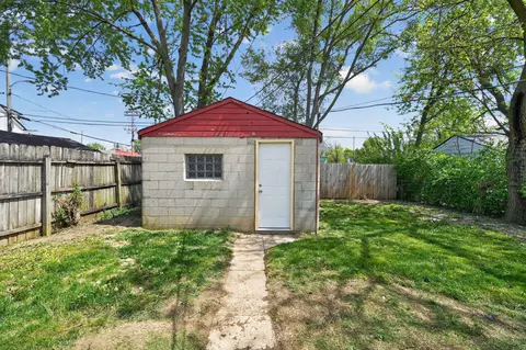 Exterior - 1130 Studer Ave, Columbus, OH 43206 photo 6 of 8