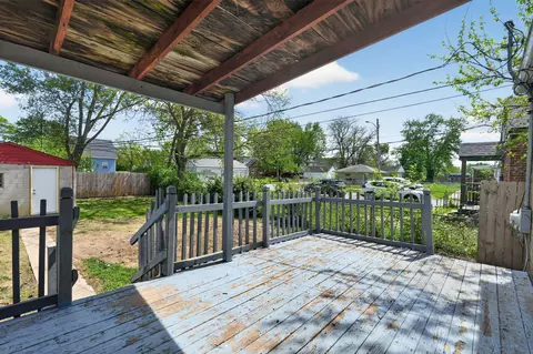 Exterior - 1130 Studer Ave, Columbus, OH 43206 photo 2 of 8