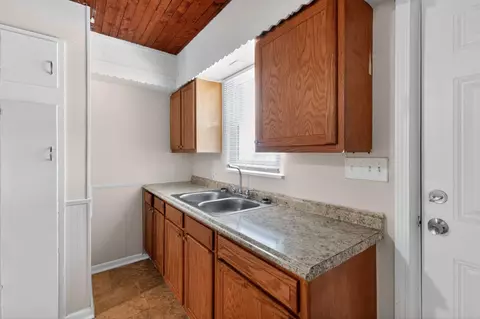 Kitchen - 1130 Studer Ave, Columbus, OH 43206 photo 1 of 4