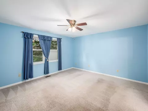 Bedroom - 179 Hanover Ct, Delaware, OH 43015 photo 4 of 5