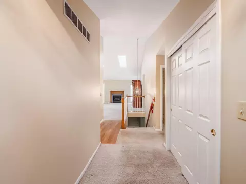 Entry Way - 179 Hanover Ct, Delaware, OH 43015 photo 1 of 2
